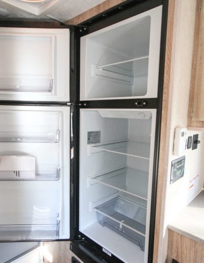 Night Hawk Double-Door Fridge
