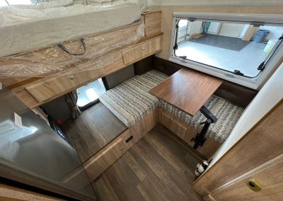 Northstar-650SC-cozy-dinette