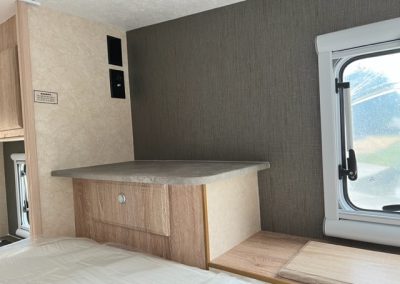 Wind Bandit DS TV Shelf