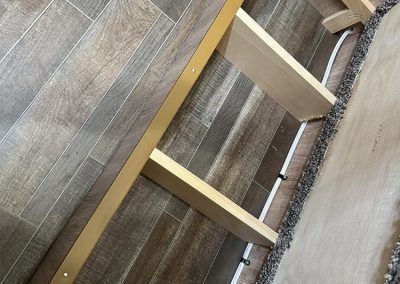 G Max 650 Dinette storage