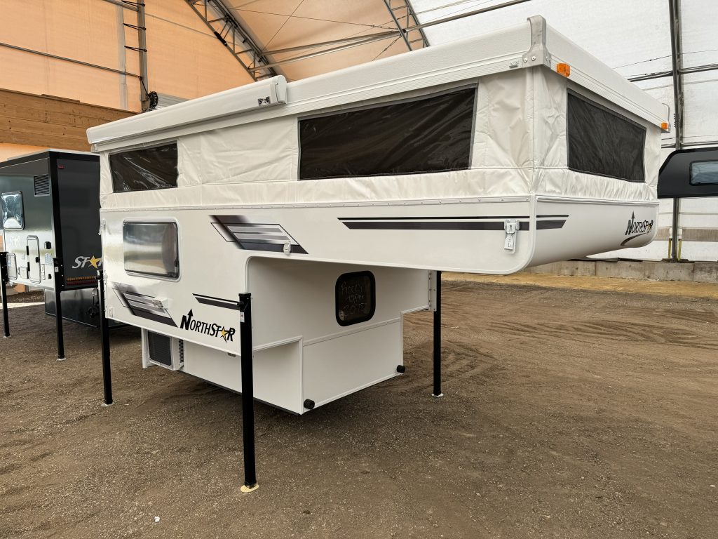 G Max 650 Exterior Passenger side