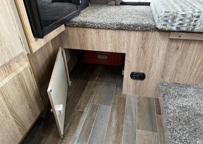 G Max 650 Porta Potti Storage